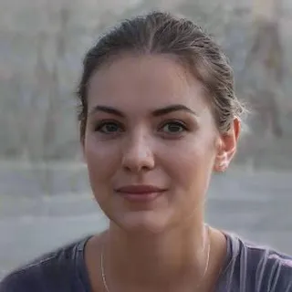 Lira R.