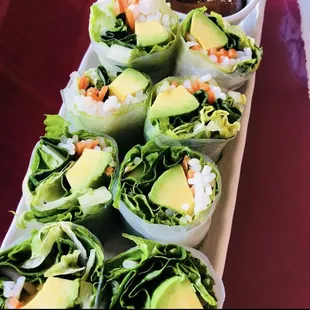 Avocado fresh rolls