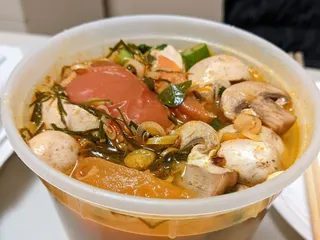 White Lotus Thai Cuisine