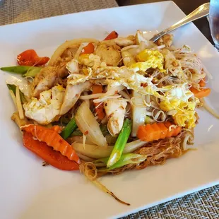 noodle dish, ramen, noodle soup, ramen and noodles, noodles, food
