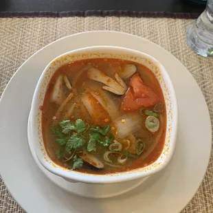 tom yum soup (small)