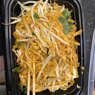 Chicken SN1. Pad Thai Dinner
