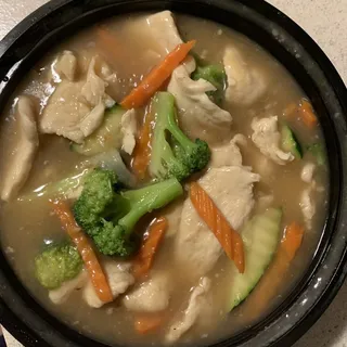 Lard Nar Noodle Dinner