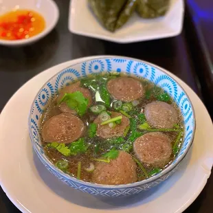 ramen and noodles, food