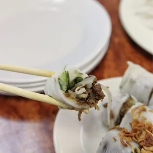 Bánh Cuốn Thịt Nướng