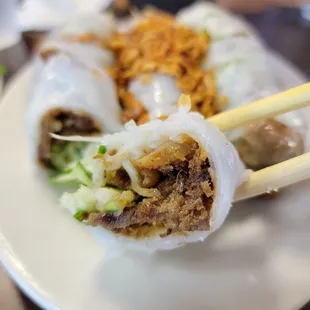 Banh cuon thit nuong