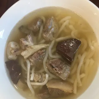 Pork Hock Udon Noodle Soup (Banh Canh Gio Heo)