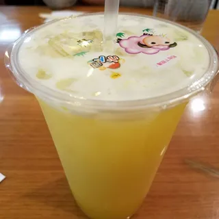 Fresh Squeezed Sugar Cane Juice with Ice