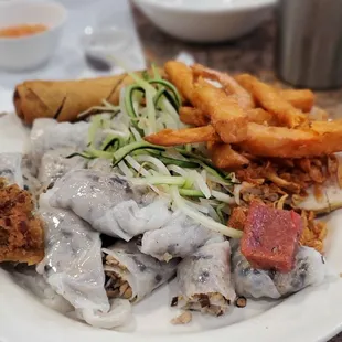 Pork Banh Cuon Thit Combination
