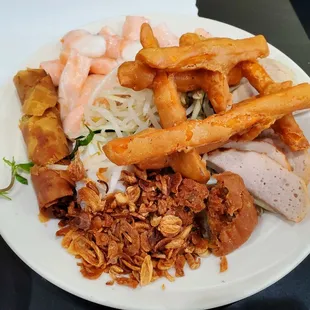 #10 Banh Cuong Tom va Banh Uot ($11.99)