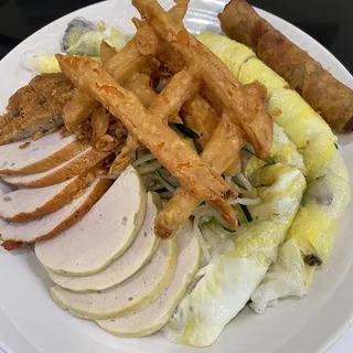 Banh Cuon Trung Va Cha Bong