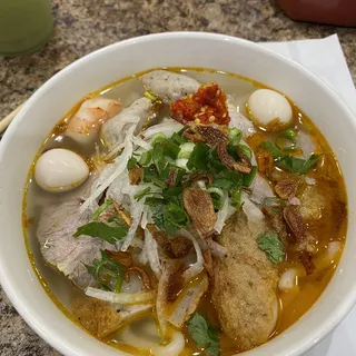 Large Banh Canh Dac Biet