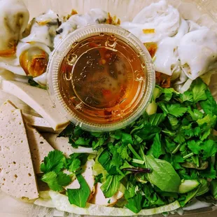 Takeaway: Banh Cuon Cha Lua (steamed rice rolls w/pork roll - Vietnamese ham).