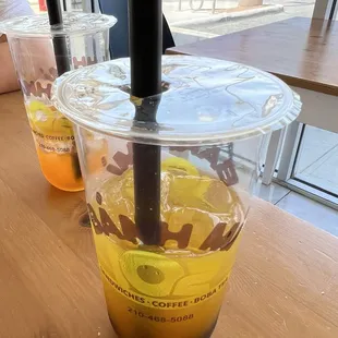 Passion fruit tea with boba