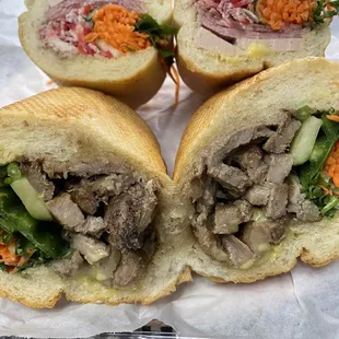 Oh wow! Look at how stuffed those sandwiches are Great flavors , grilled pork and the combination. So satisfied