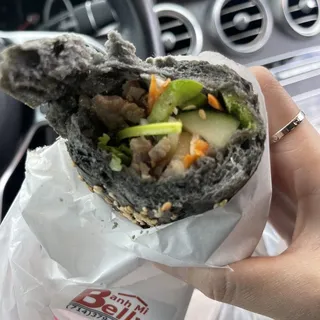 C5. Grill BBQ Pork CHARCOAL BREAD(heo nuong)