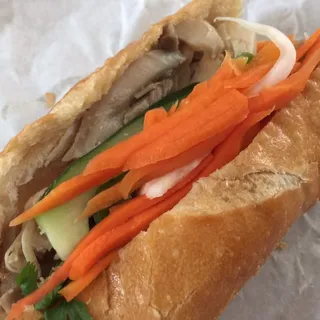 Chicken Banh Mi