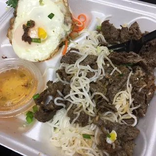 Grilled Steak & Egg Vermicelli