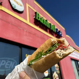 Win! (Special combination banh mi)