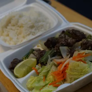 Bo luc lac shaken beef