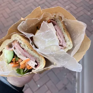 4. Banh Mi Thit Nguoi