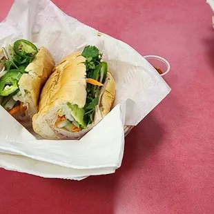 S1. Classic Sandwich - Bánh Mì Thịt Nguội