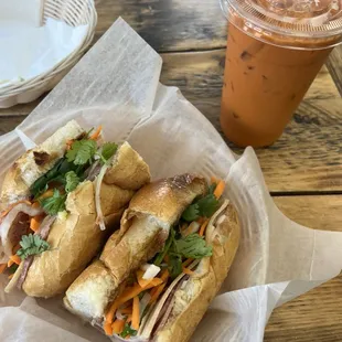 Classic Sandwich Thai Milk Tea