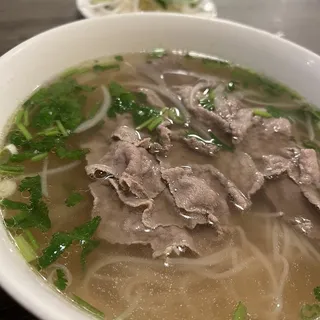 P2. Well Done Brisket Pho