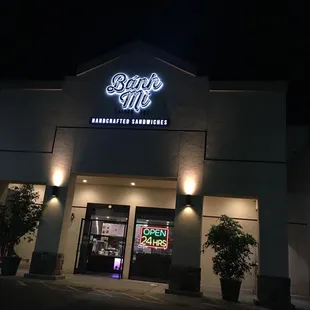 It's was not right when I ask to cut one of the sandwich in 1/2. Instead it's she didn't do it and gave me a mean look