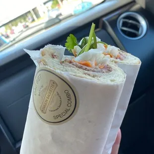 Banh mi dac biet- special combination