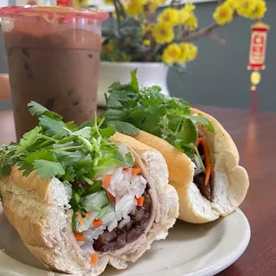 Thit Nuong Banh Mi