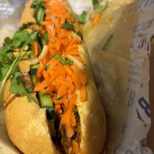 GRILLED LEMONGRASS CHICKEN BANH MI