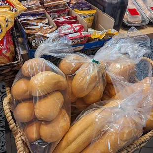 Bags of bread to go $4