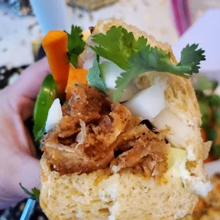 Chicken katsu banh mi