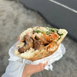 chicken banh mi