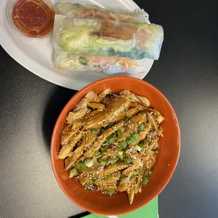 The teriyaki rice bowl and spam spring rolls very delicious! And filling.