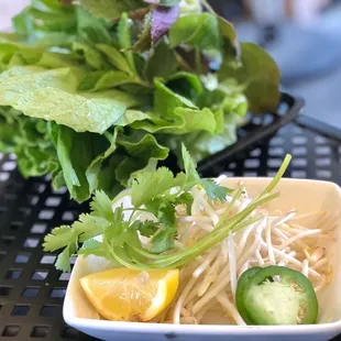 ramen and noodles, food