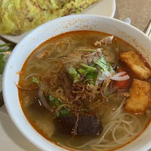 Bun Rieu