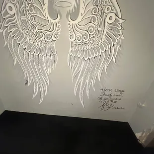  pair of angel wings