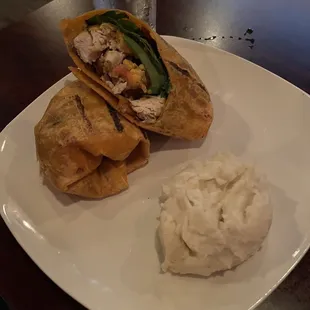 Chicken wrap with mashed potatoes