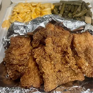 Catfish, Mac N Cheese, Green Beans