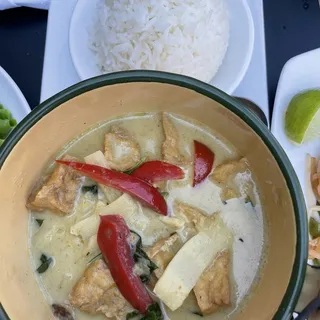 C2. Green Curry Dinner