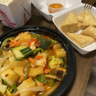Sweet and Sour Entree and Fried Tofu