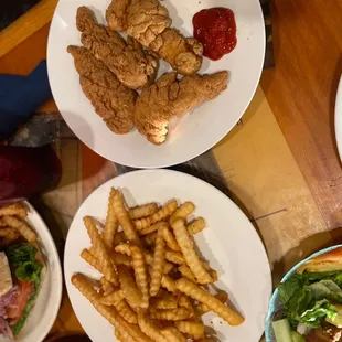 Chicken strips and fries