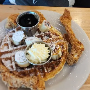 Banana nut waffles and chicken