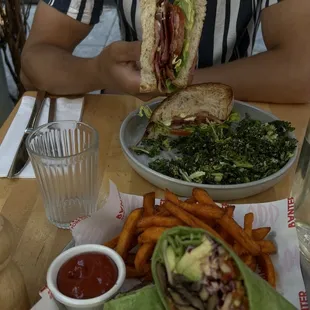 Veggan Mushroom Wrap &amp; B.L.A.T