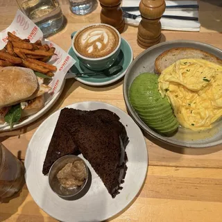 Chicken Pesto Panini