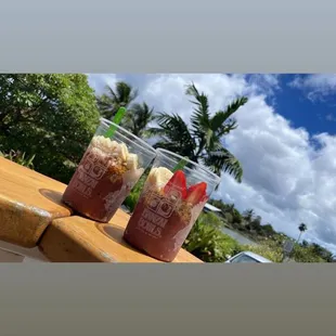 Off the Wall and Maui Sunrise small size bowls