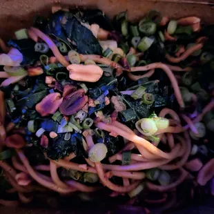 Mixed sauce noodles
