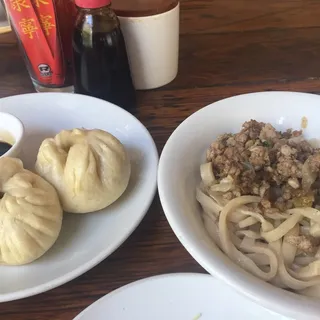 Dan Dan Noodle With Pork